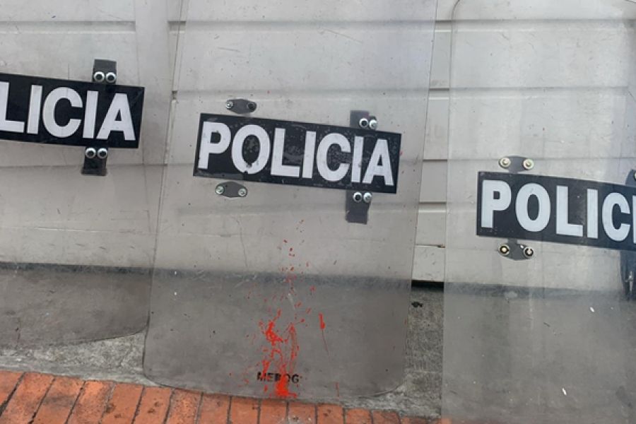 Repudio a la violencia sexual de la fuerza pública para limitar la libertad de prensa