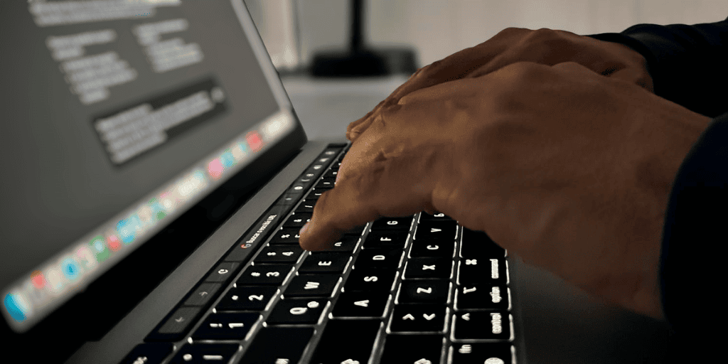 Violencia digital y criminalización amenazan la libertad de prensa en Guatemala