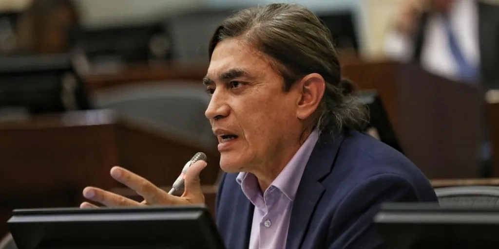 La FLIP exige explicaciones al gobierno de Gustavo Petro por declaraciones de Gustavo Bolívar sobre campañas contra medios de comunicación