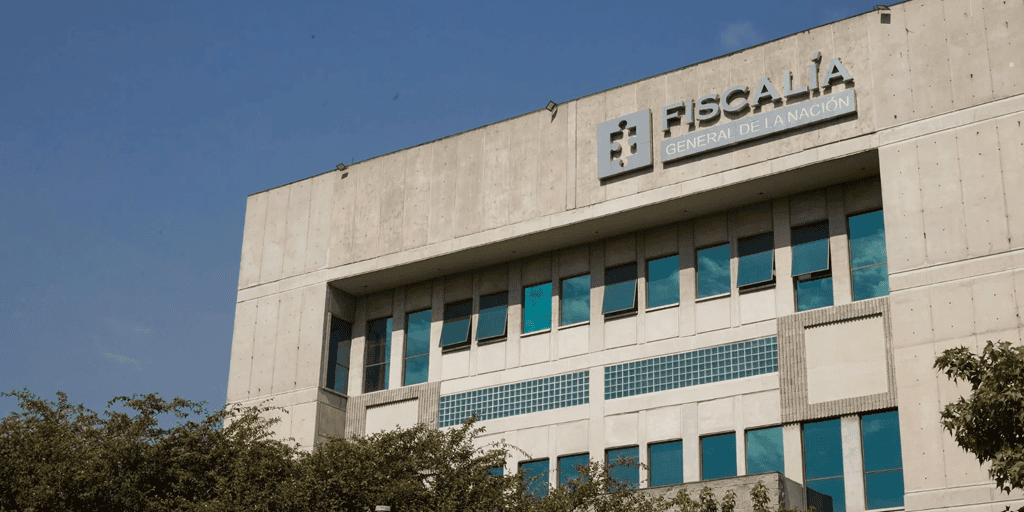 Fiscalía General de la Nación continúa acosando a Cambio